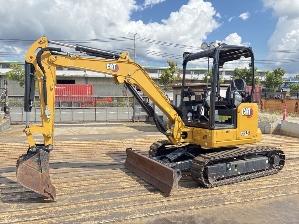 303.5CR-7-RE901047