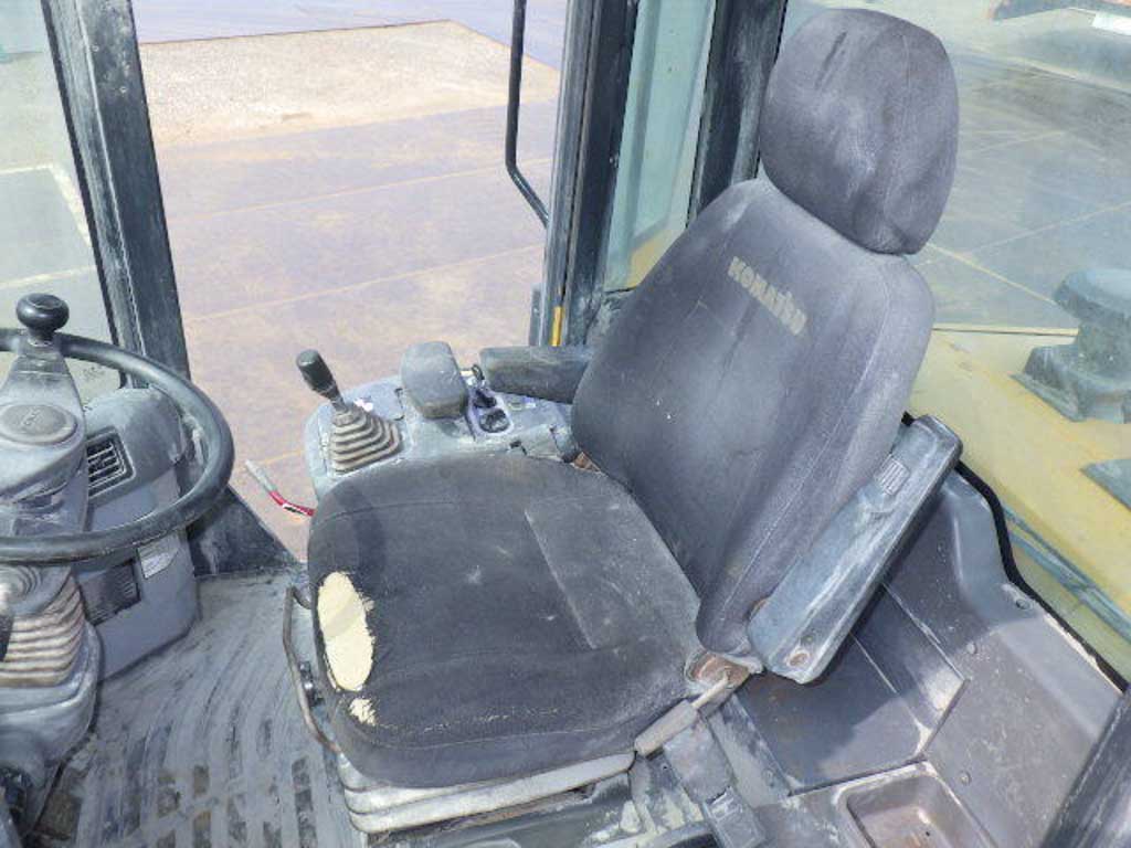 WA100-5-76749