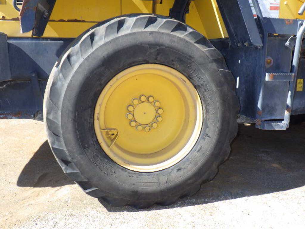 WA100-5-76749