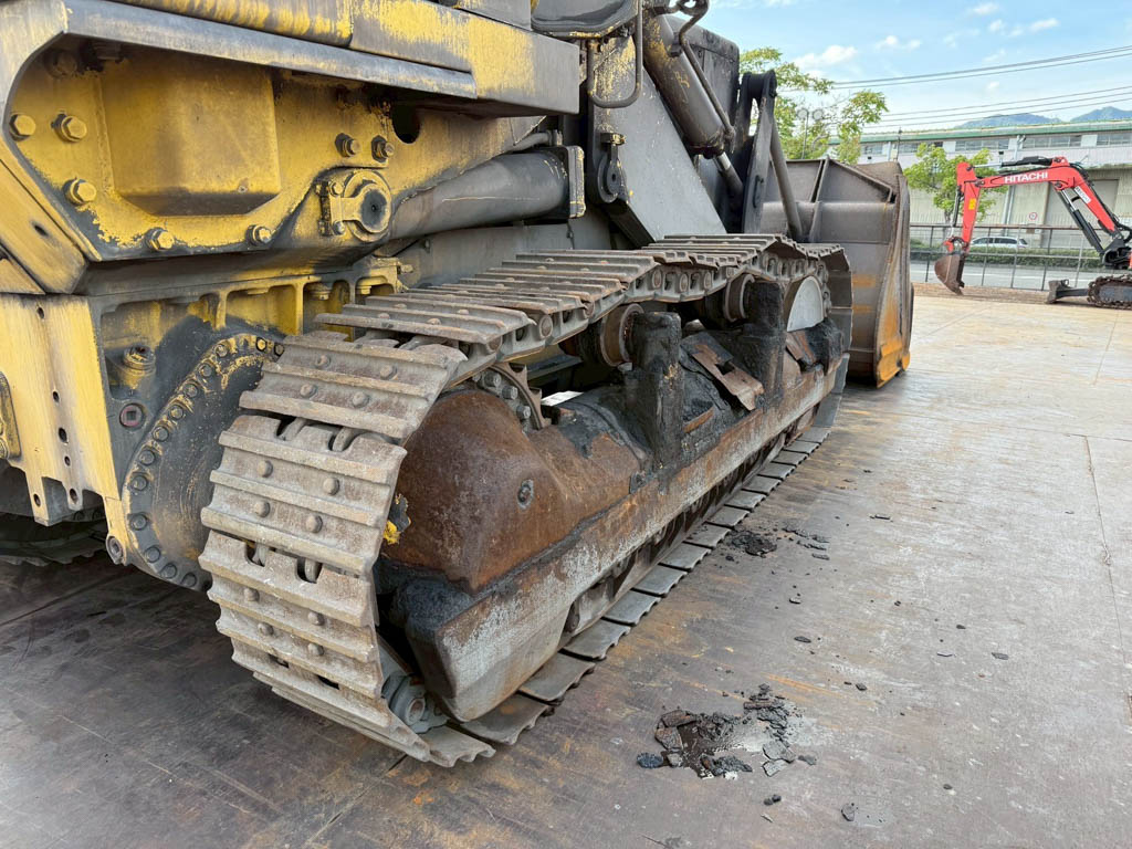 D75S-5-16696