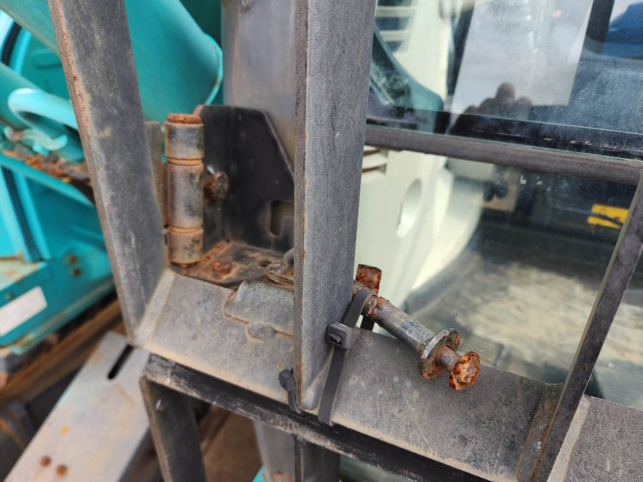 SK135SR-3-YY07-28817