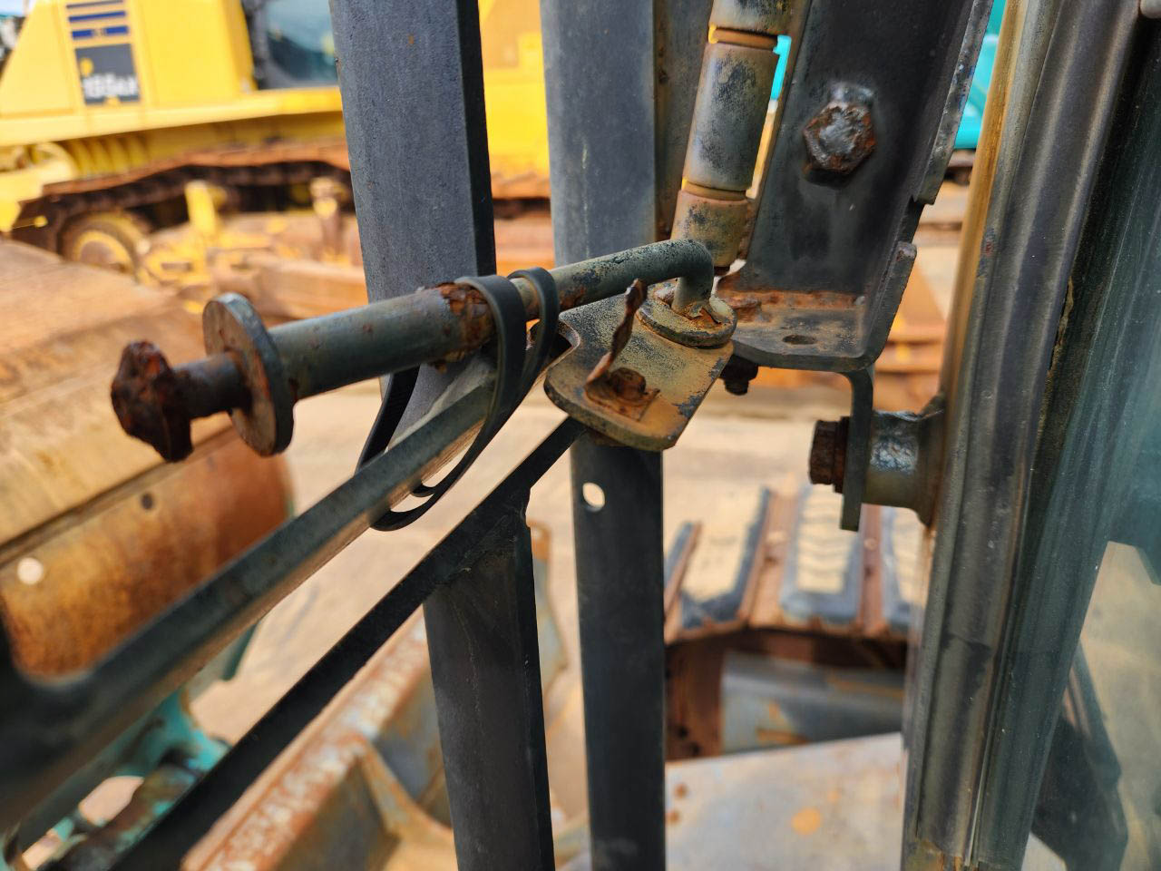 SK135SR-3-YY07-28817