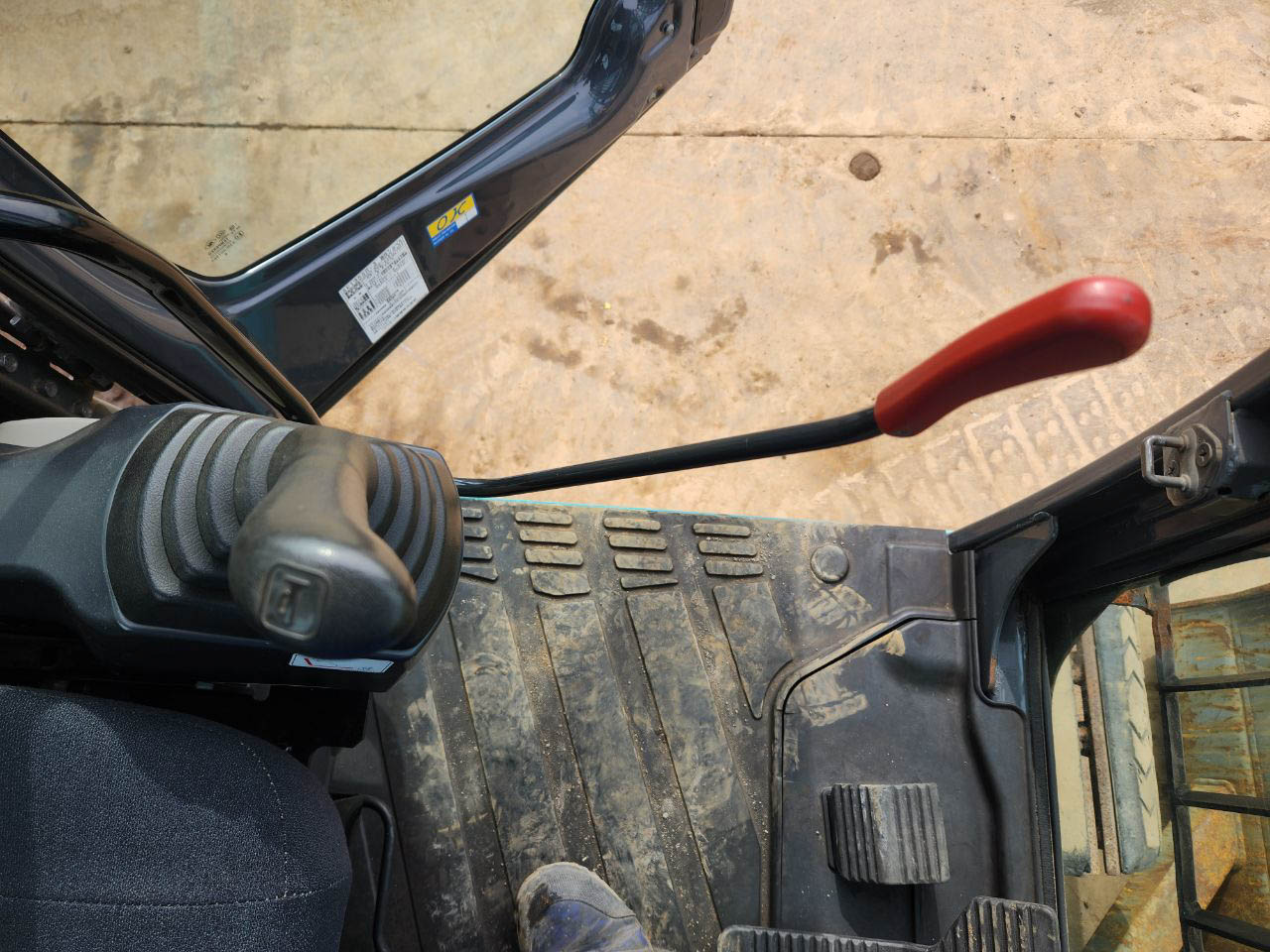 SK135SR-3-YY07-28817