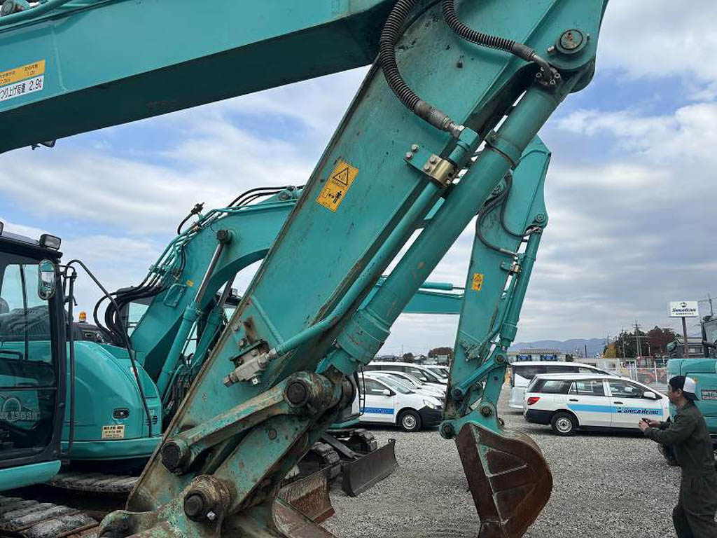 SK135SR-5-YY08-041982