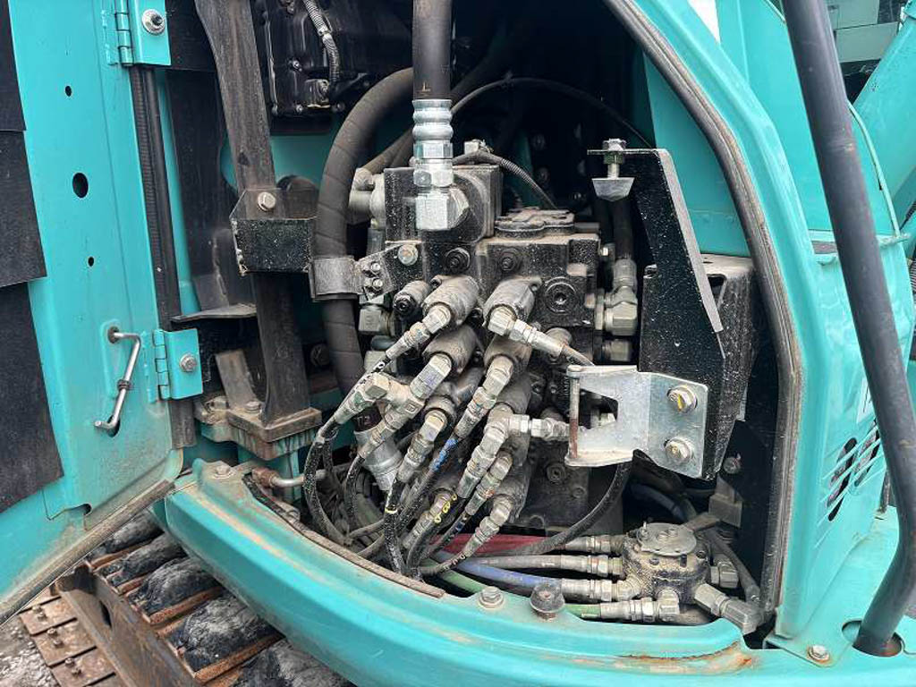 SK135SR-5-YY08-041982