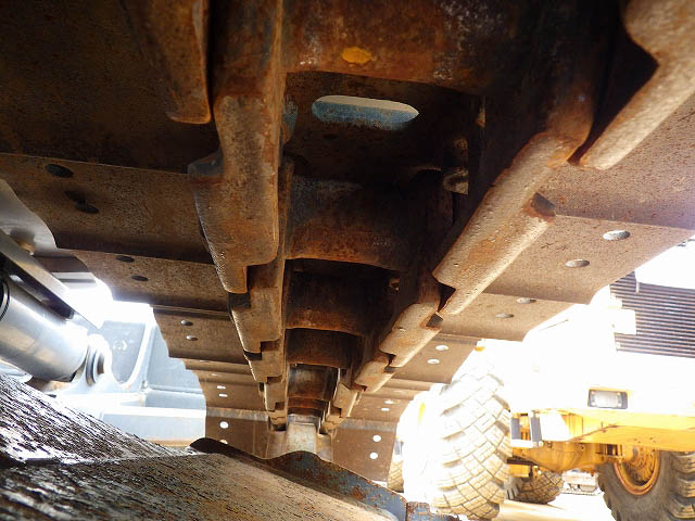 SK135SR-5-YY08-042300