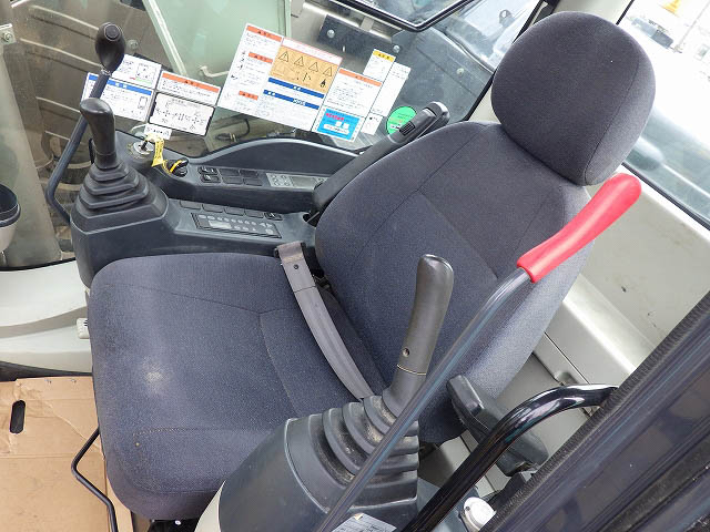 SK135SR-5-YY08-042300