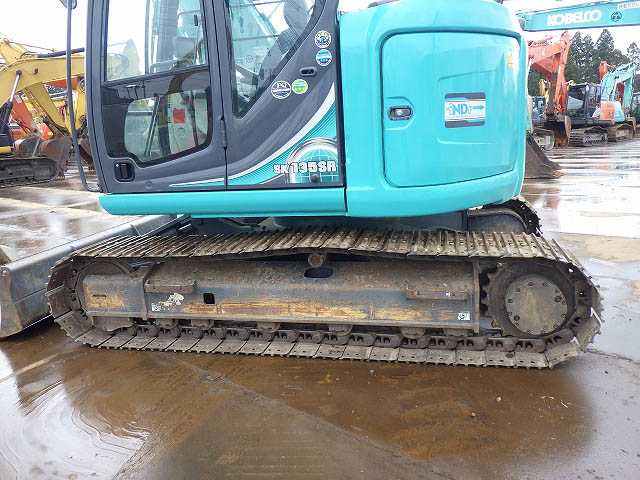 SK135SR-5-YY08-33851