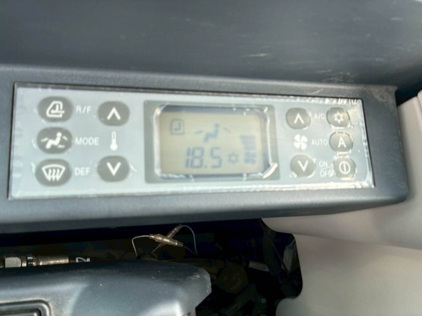 SK125SR-5-YV08-015397