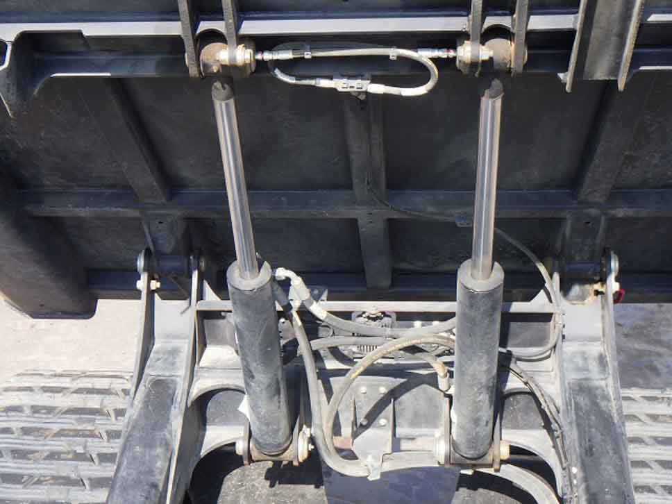 T7R-935150095 