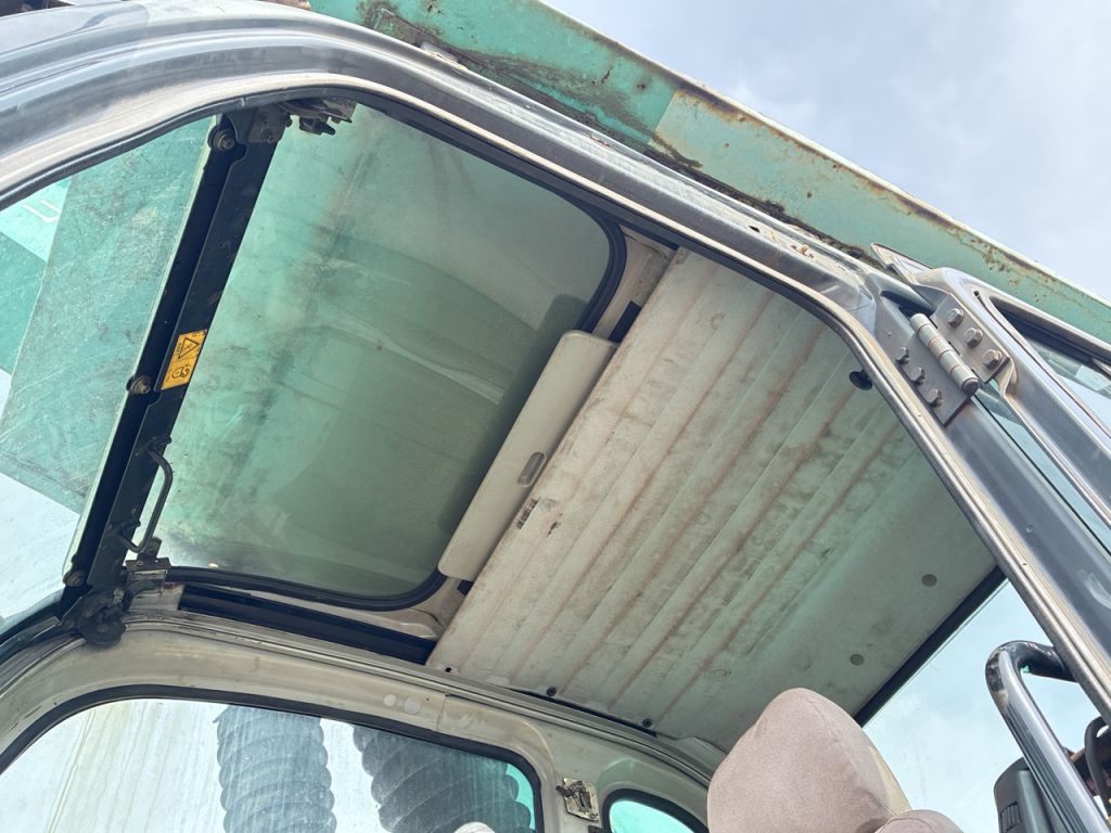 SK250LCD-6ES-LL11-04203