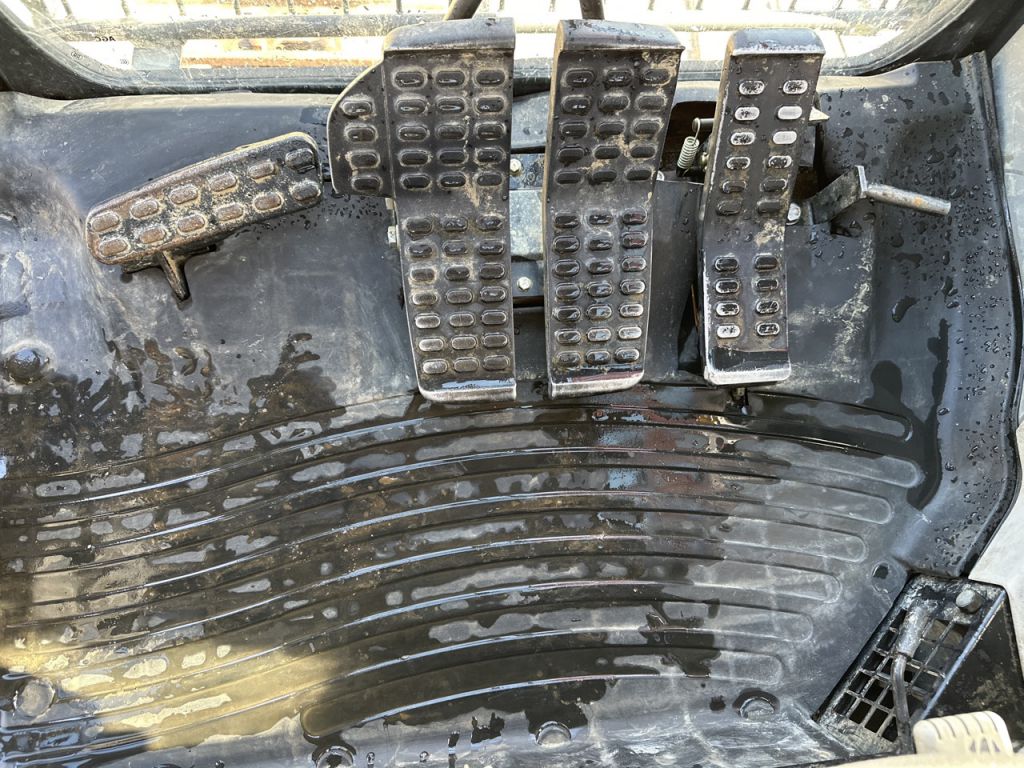 ZX135US-6-103943