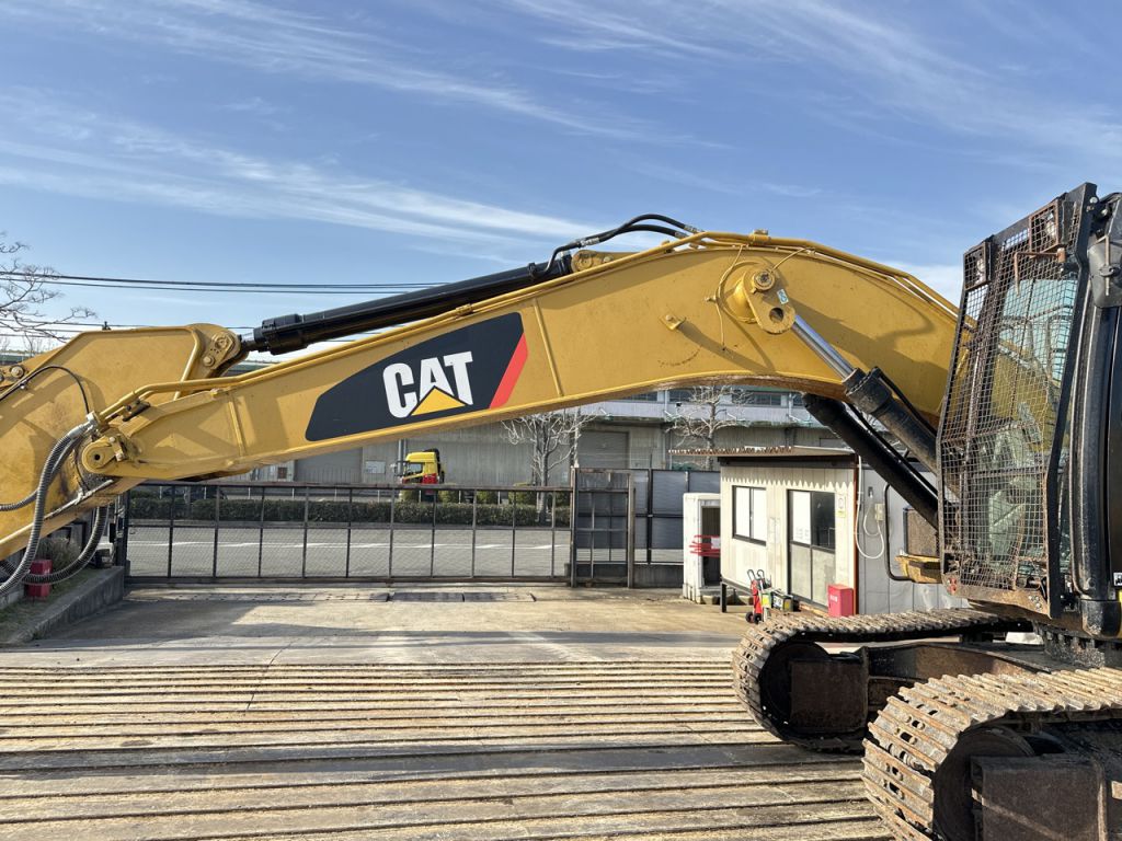 320E-2-AWS00400