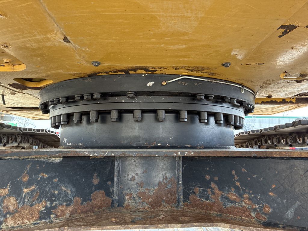 320E-2-SXE04221