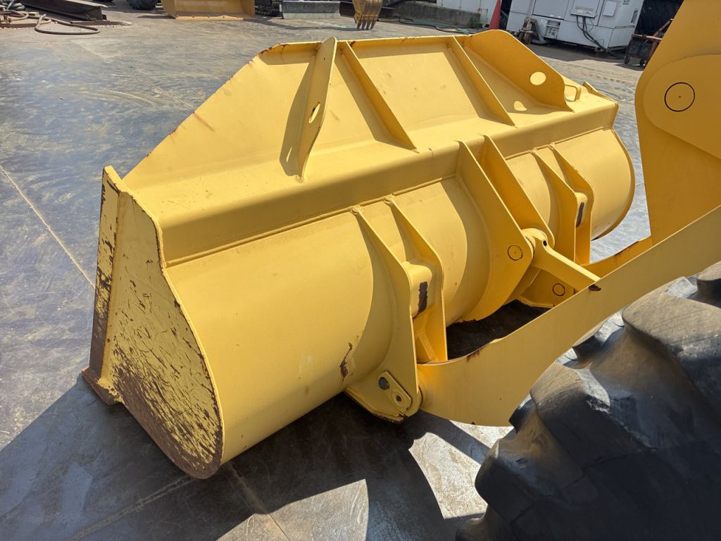 WA100-6-80228