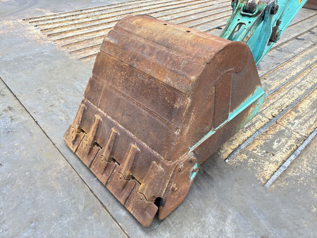 SK135SR-3-YY07-28817