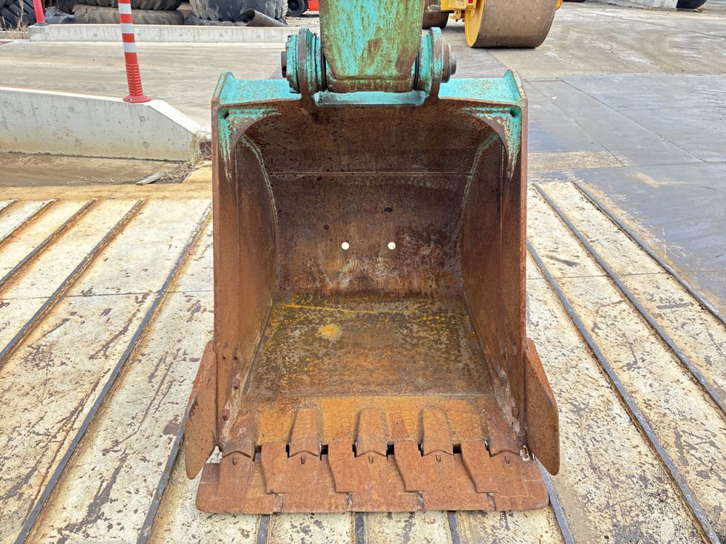 SK135SR-3-YY07-28817