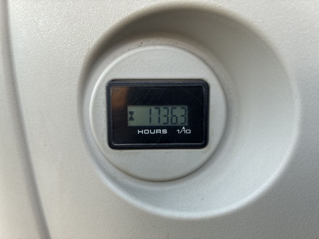 SK135SR-3-YY07-28817