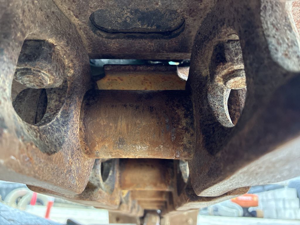 SK135SR-5-YY08-041982