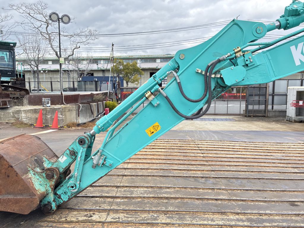 SK135SR-5-YY08-041982