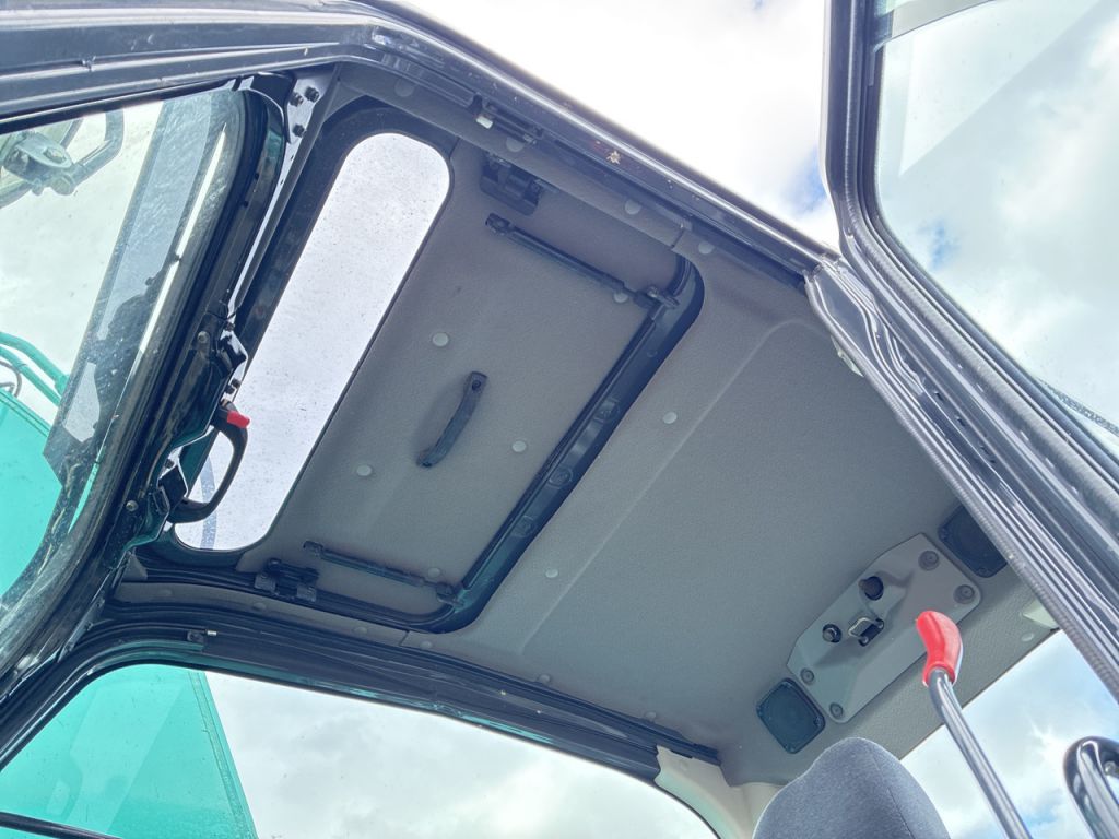 SK135SR-5-YY08-041982