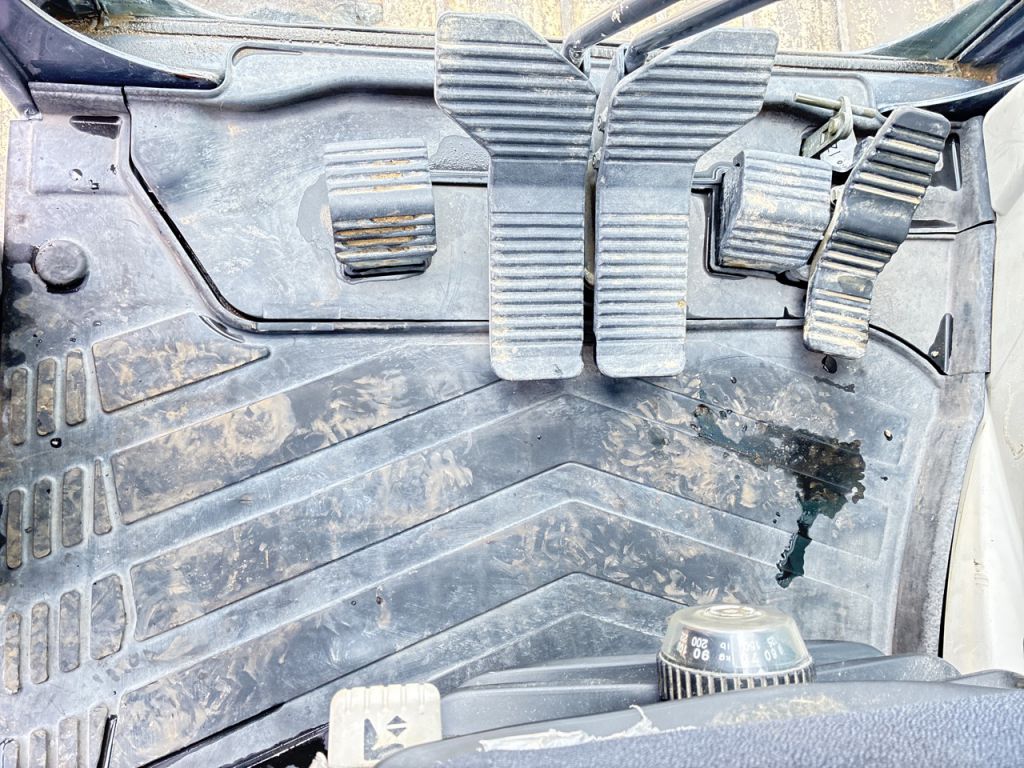 SK135SR-5-YY08-041982