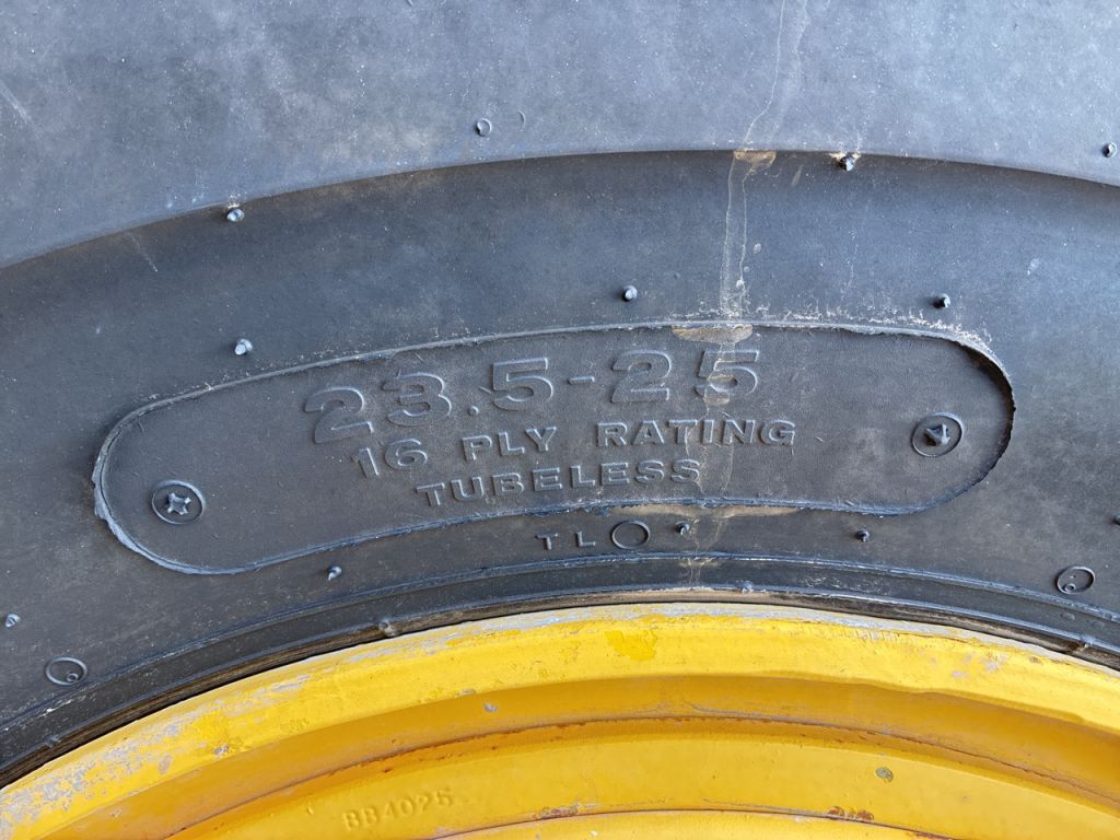 WA380-8-15068