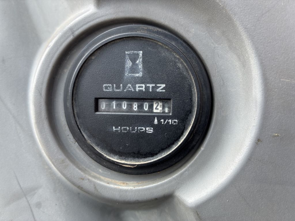 SK125SR-YV06-06687
