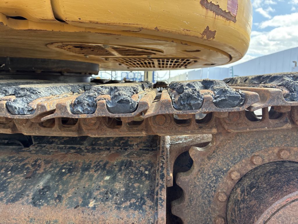 308E2CR-PC800581