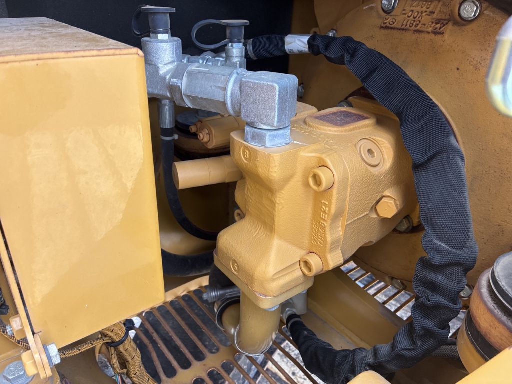 308E2CR-PC800581
