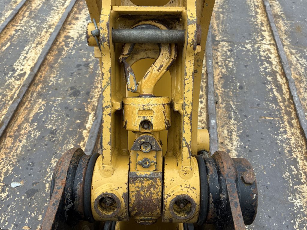 305E2CR-R5C00465