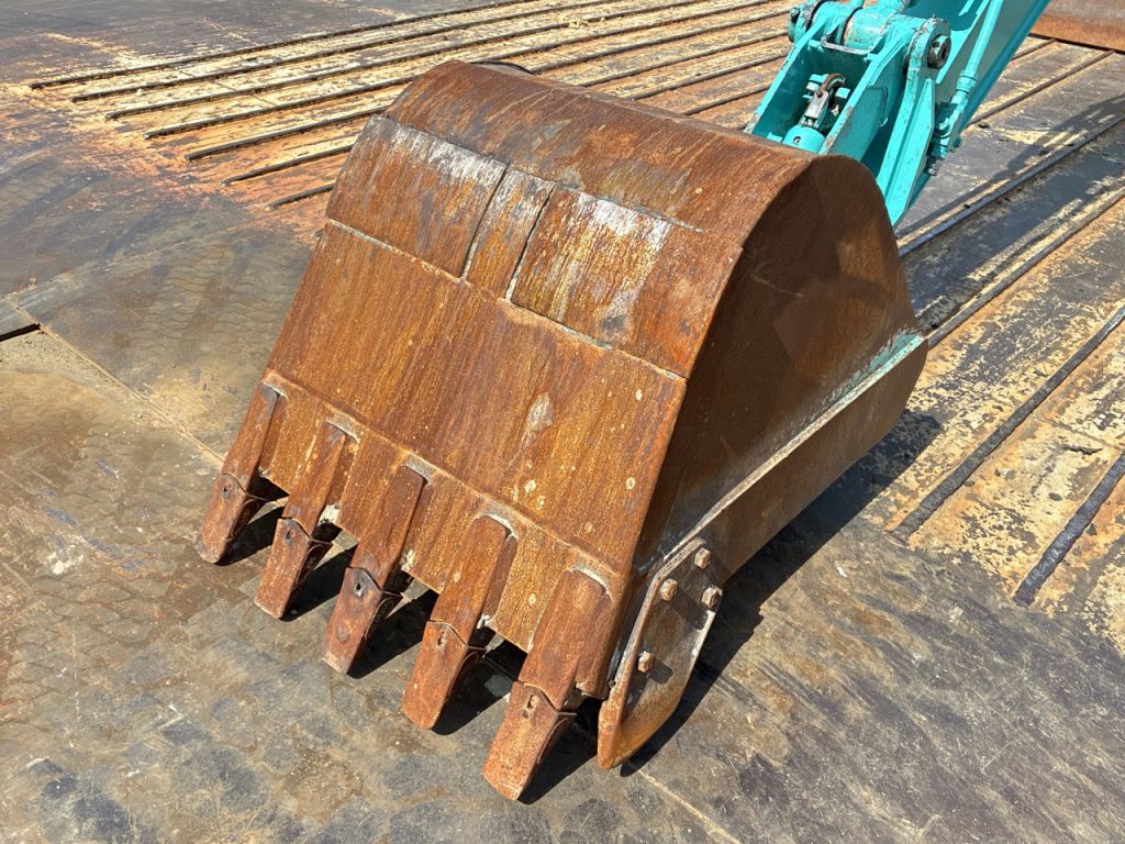 SK135SR-5-YY08-33851