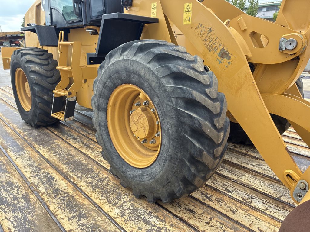 910K-AY400726