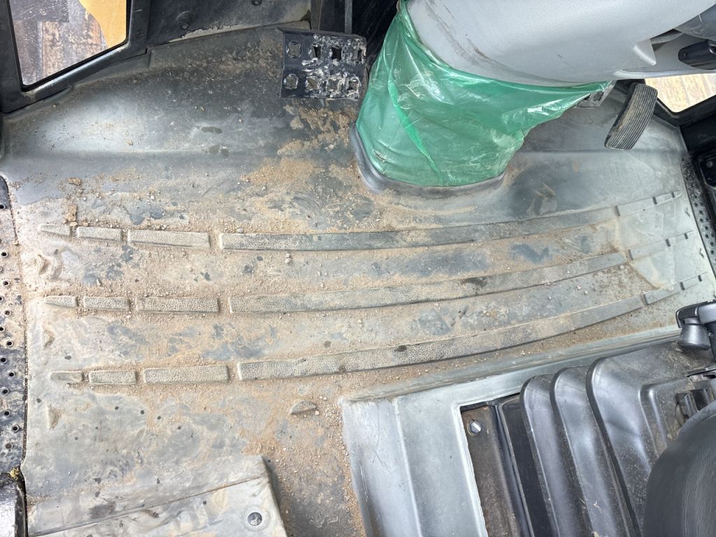 910K-AY400726