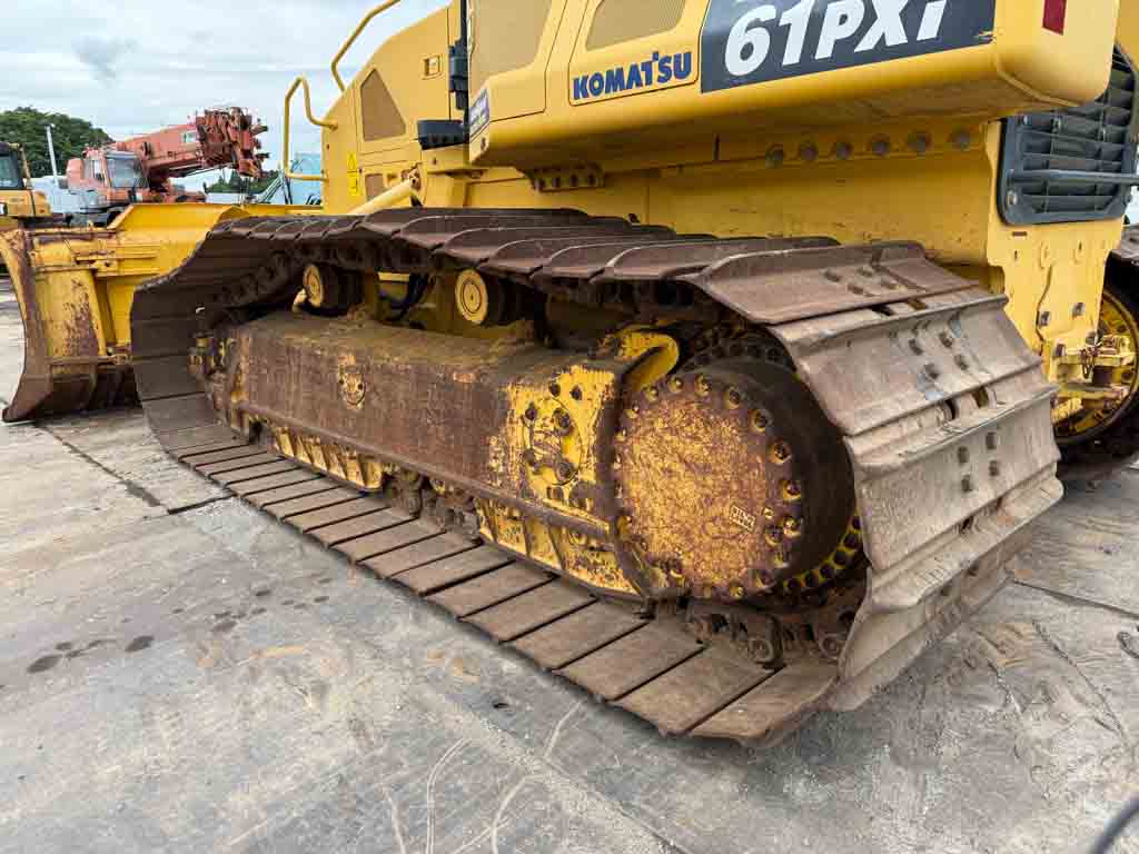 D61PX-23-32123