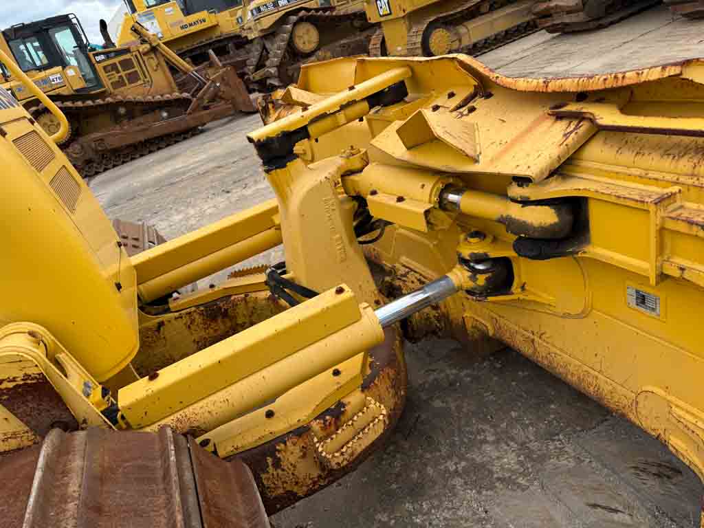 D61PX-23-32123