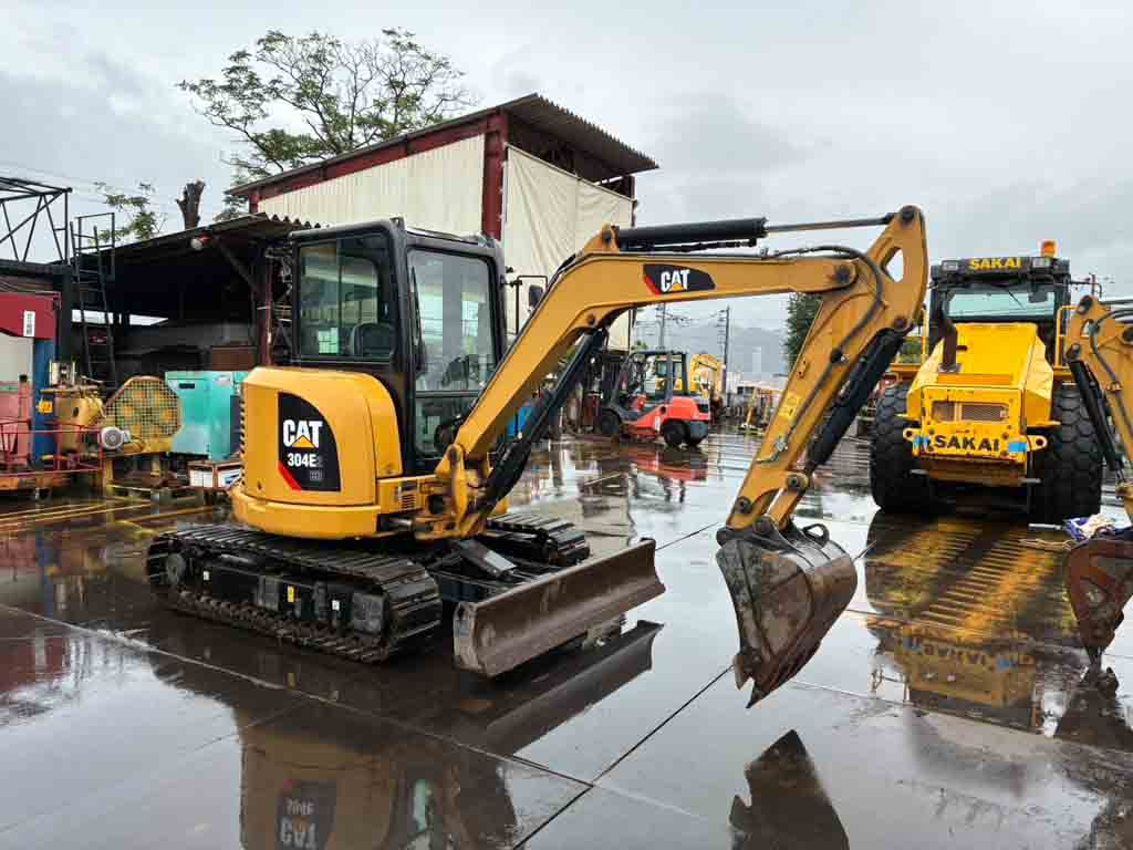 304E2CR-FC200204