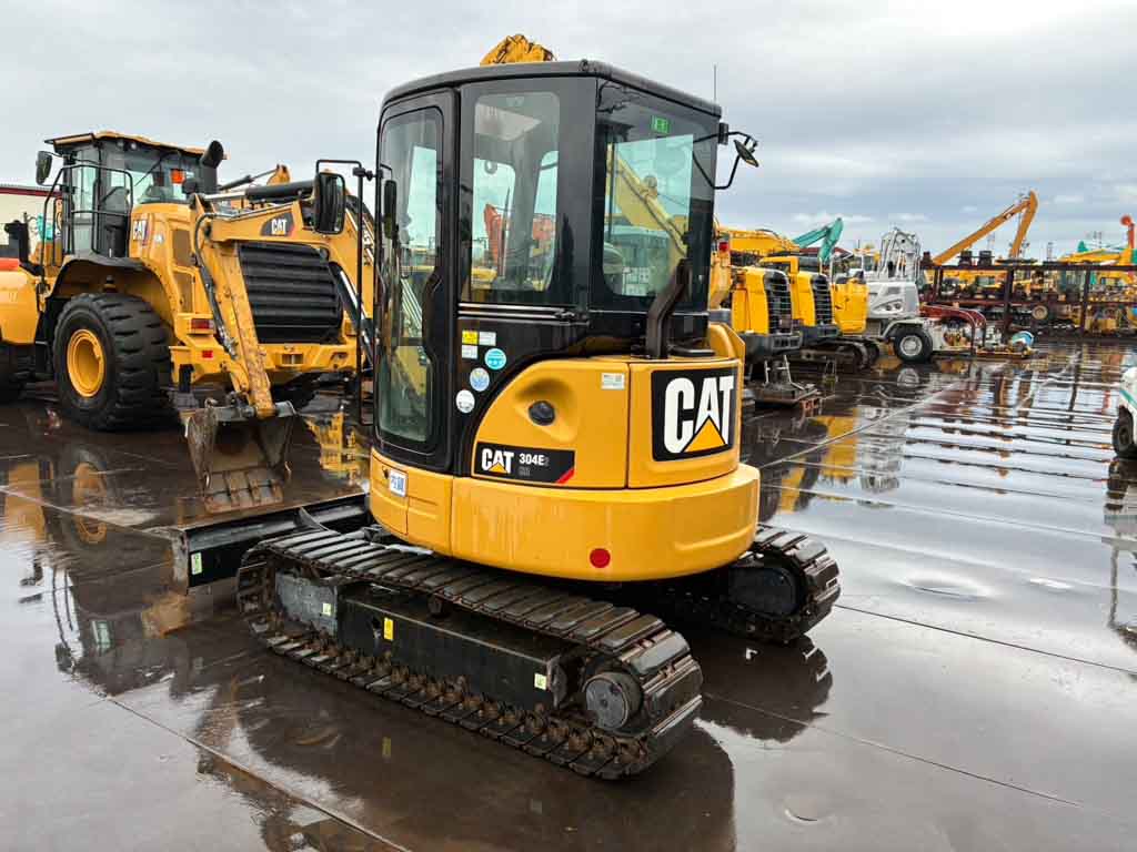 304E2CR-FC200204