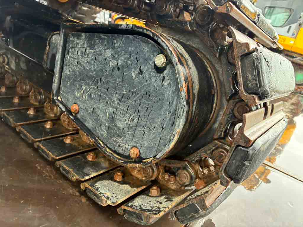 304E2CR-FC200204