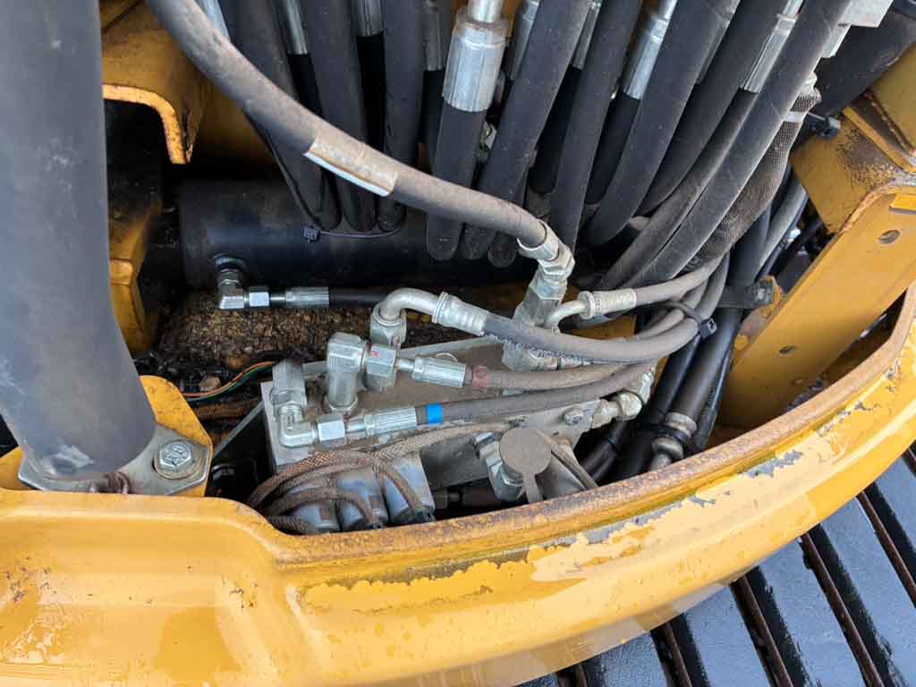 304E2CR-FC200204
