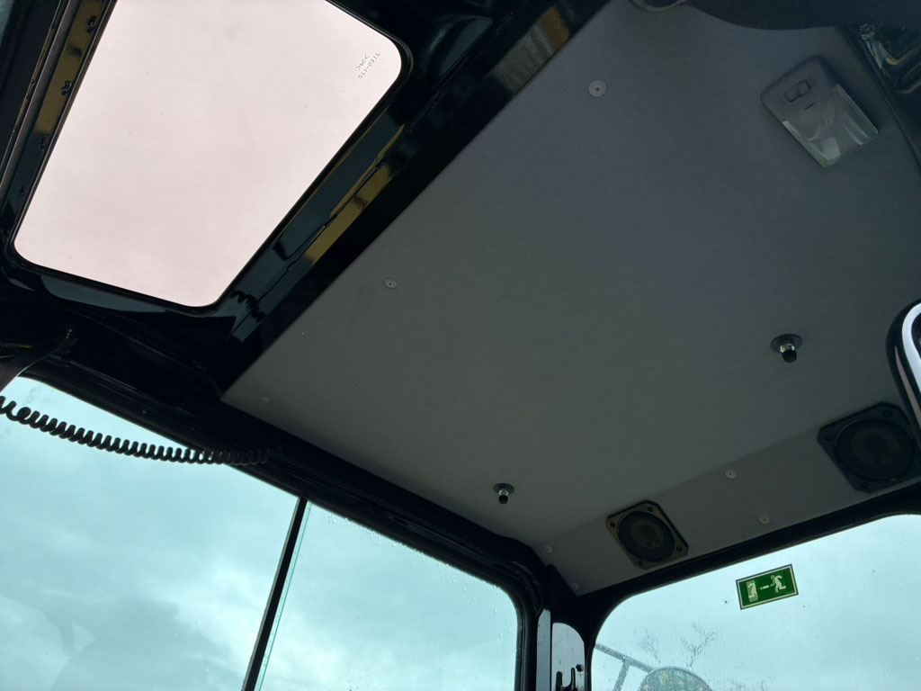 304E2CR-FC200204