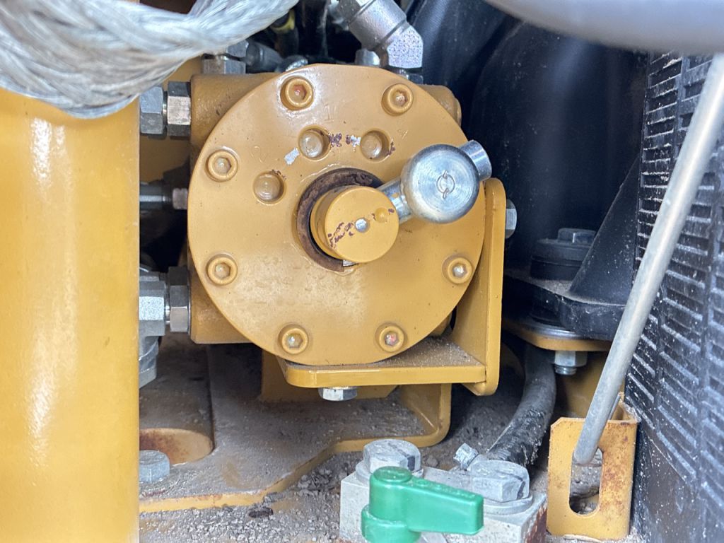 304E2CR-FC200204