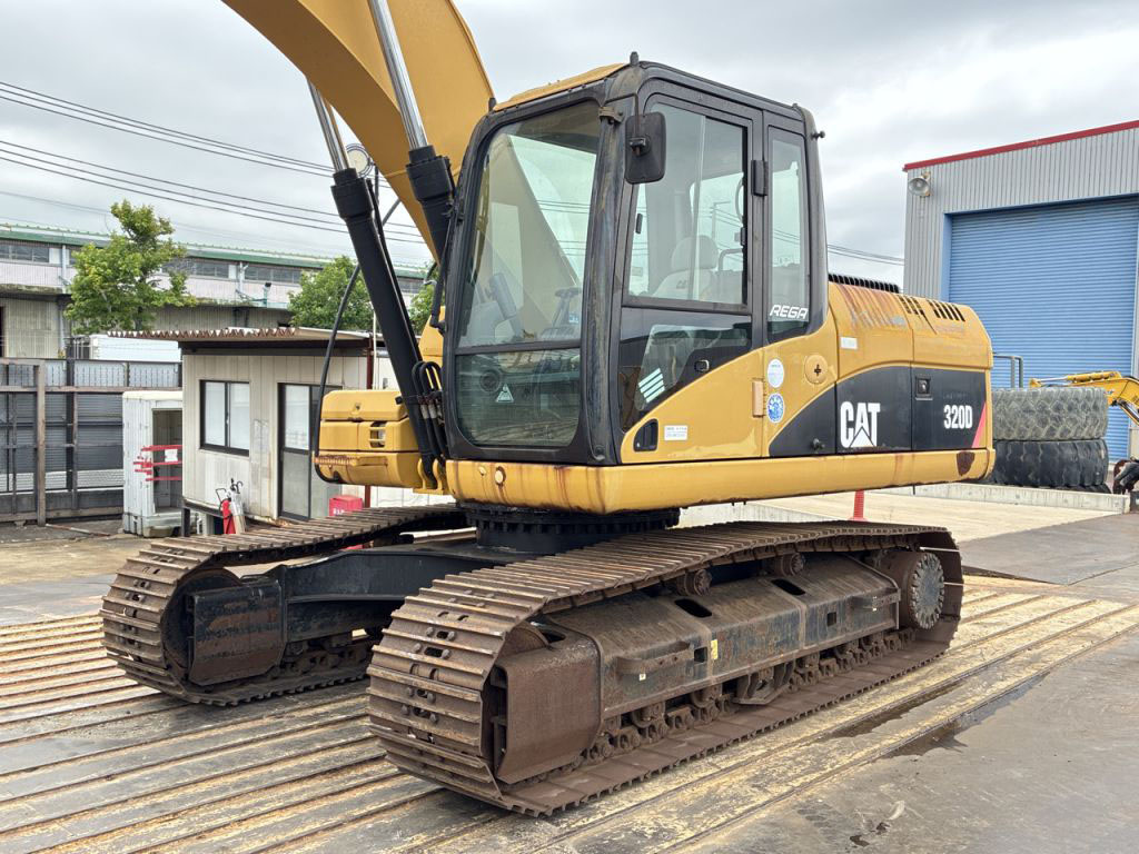 320D-BWZ02639