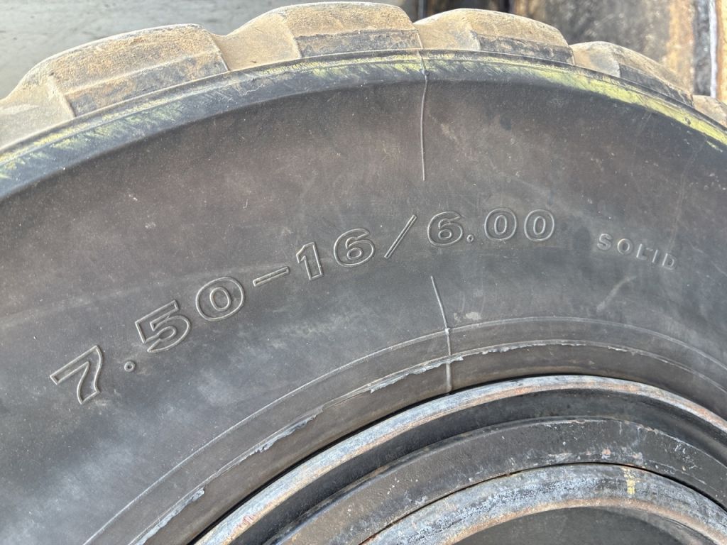 SD25-2-S75-00868