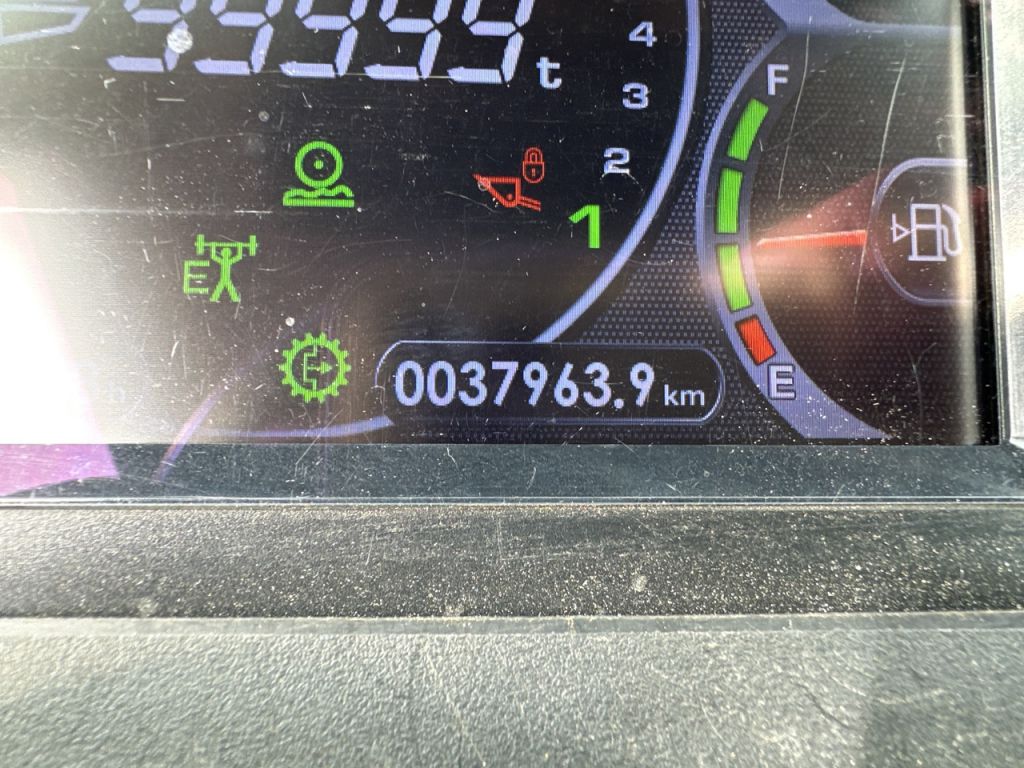 WA380-7-10886