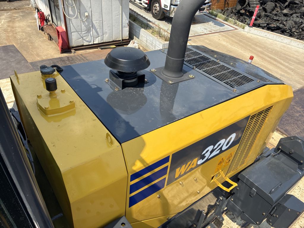 WA320-7-81067