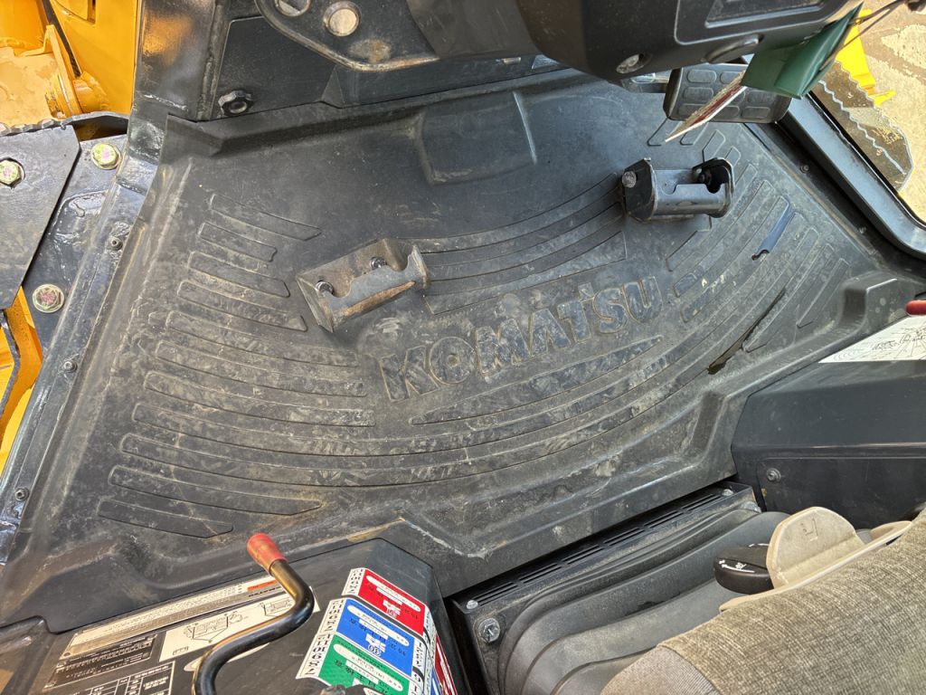 D61EX-23-32031