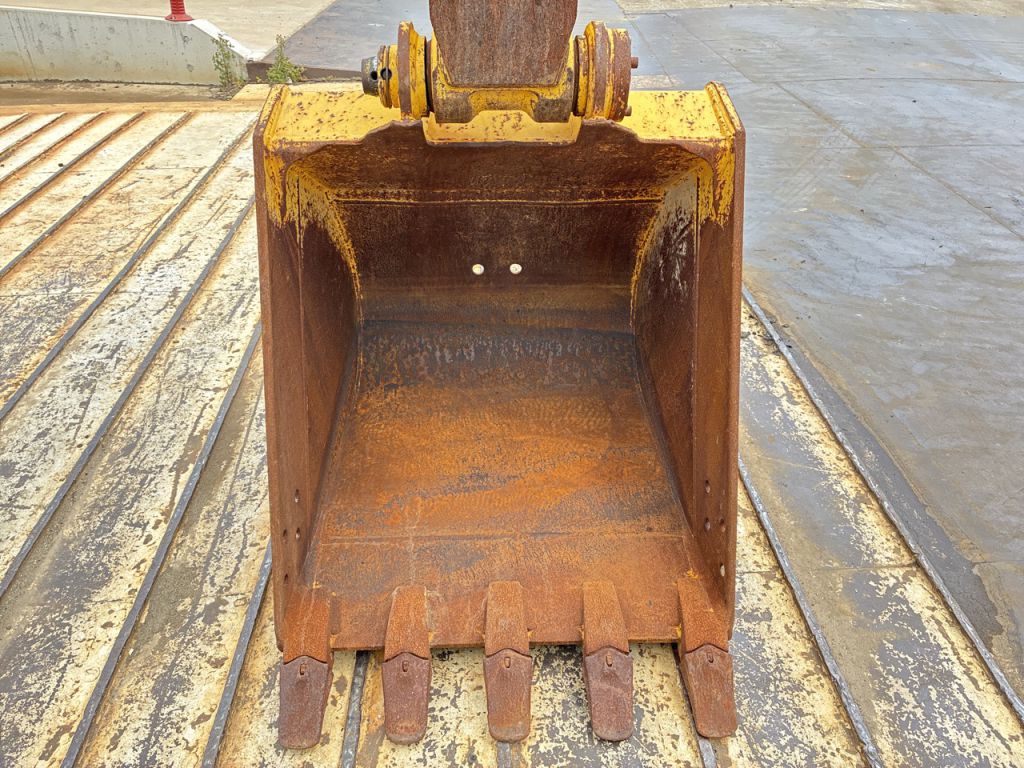 SH135X-7-3208