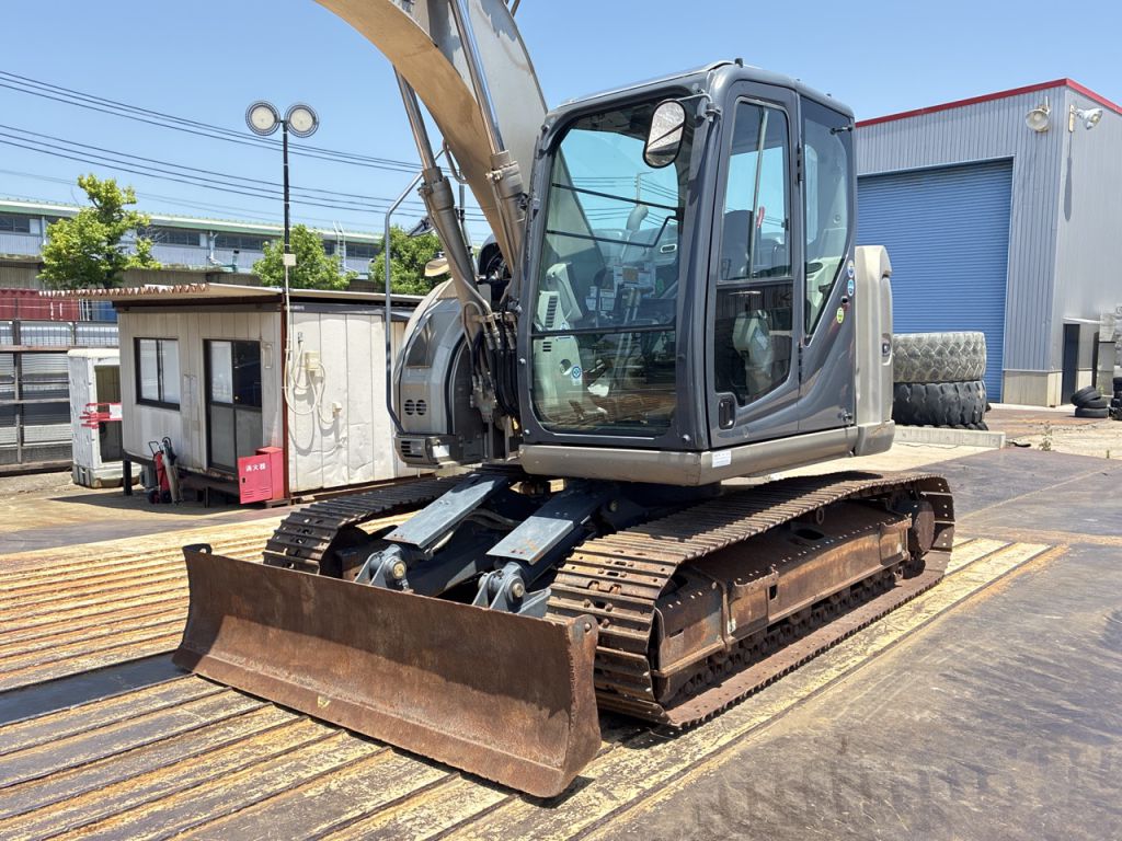 SK135SR-5-YY08-042300