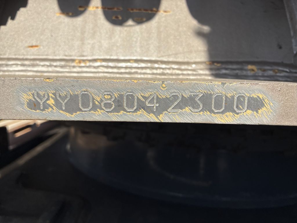 SK135SR-5-YY08-042300